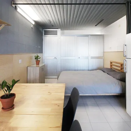 Seafront Beachroom Apartamento